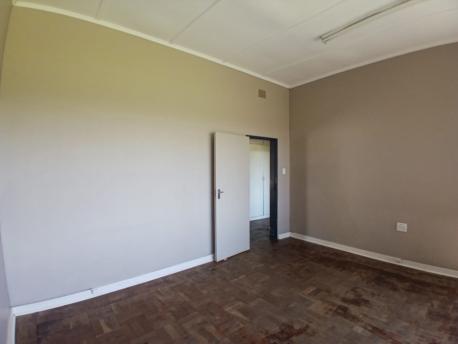 To Let Commercial Property for Rent in Waterval East North West